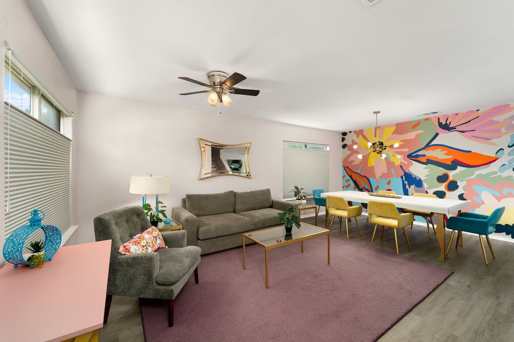Photo of Livingroom in Berdoll Farms