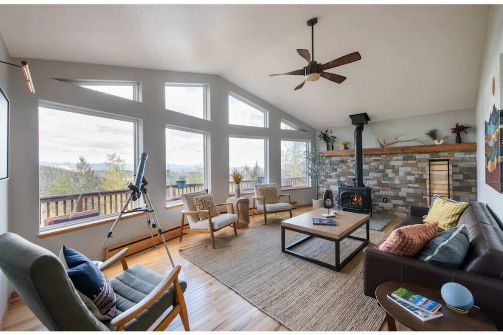 Photo of Livingroom in Conifer Mountain and Meadows
