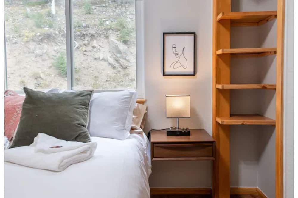 Photo of Bedroom in Conifer Mountain and Meadows