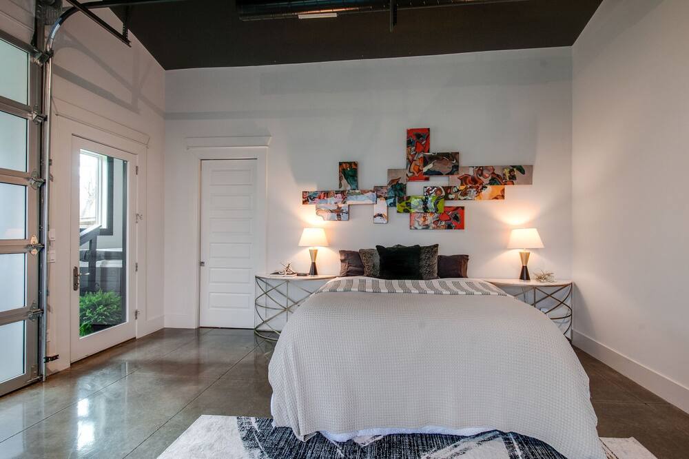 Photo of Bedroom in The Nations