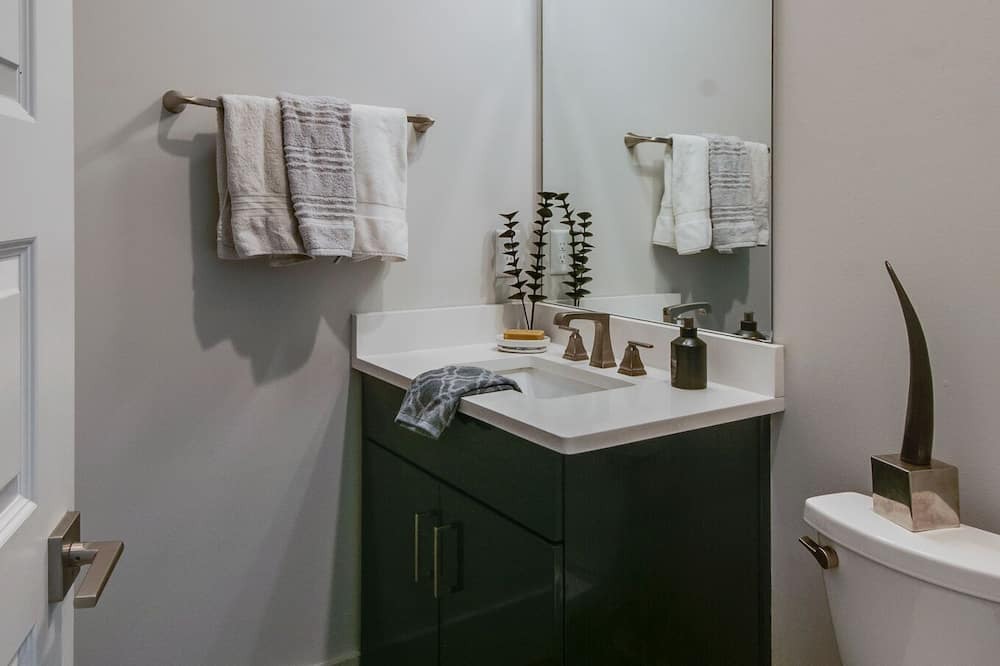 Photo of Bathroom in The Nations