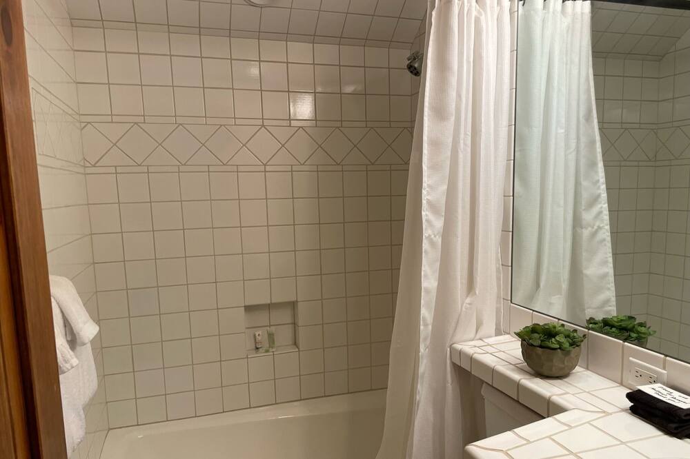 Photo of Bathroom in Cordillera