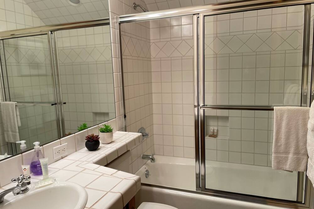 Photo of Bathroom in Cordillera