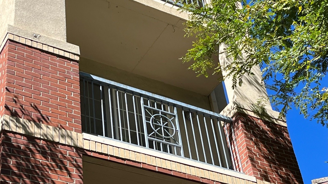 Photo of Outdoor in Uptown