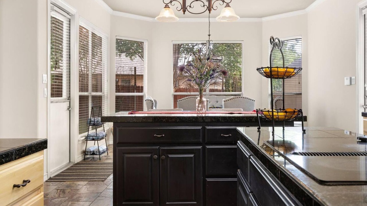 Photo of Kitchen in Far North Central