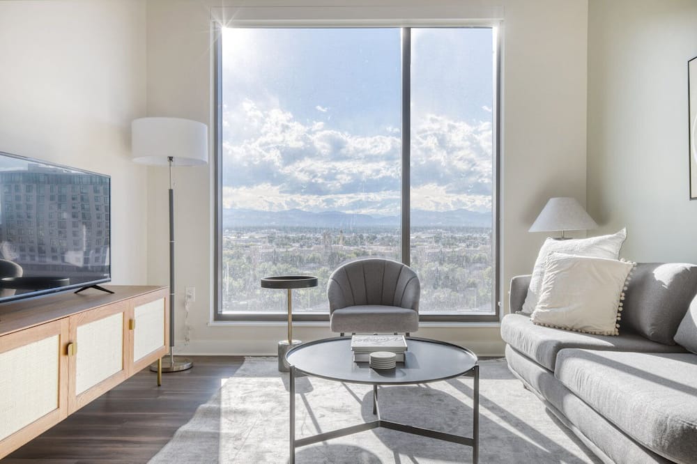 Photo of Livingroom in Golden Triangle