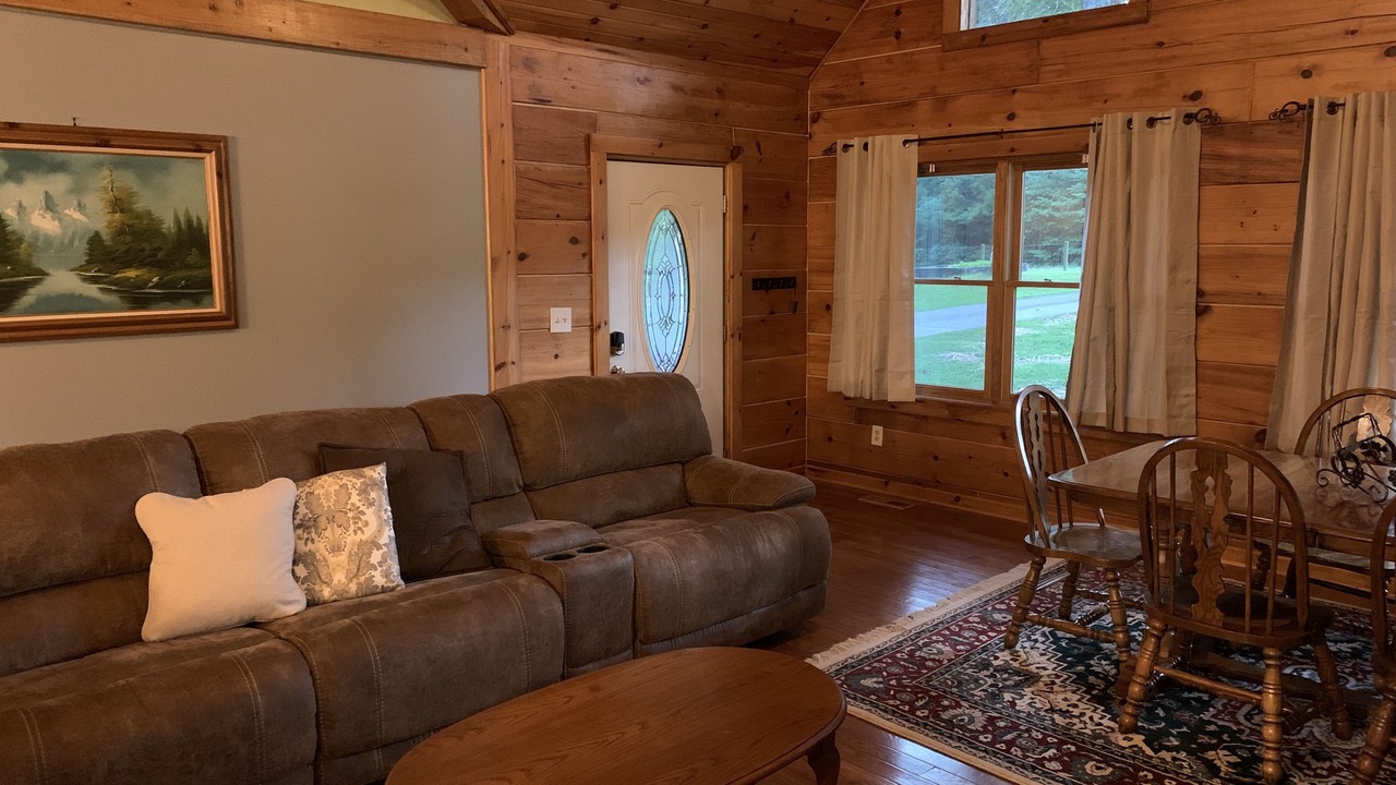 Photo of Livingroom in Lupton City