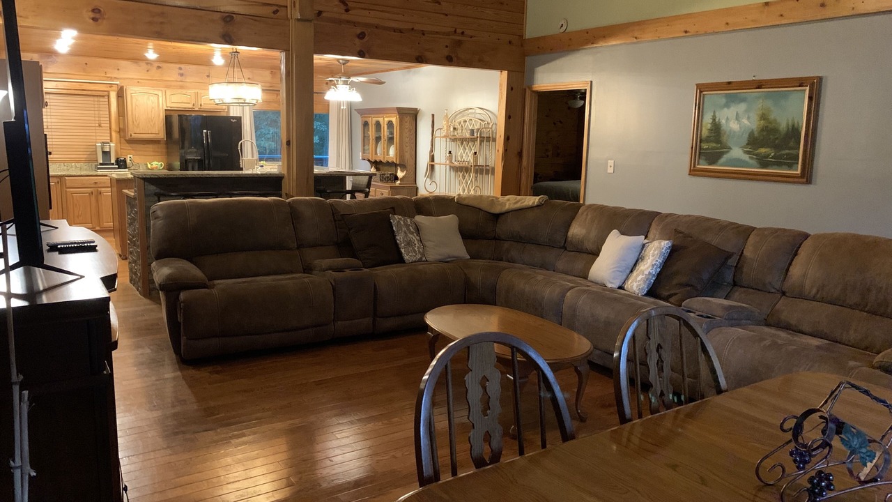 Photo of Livingroom in Lupton City