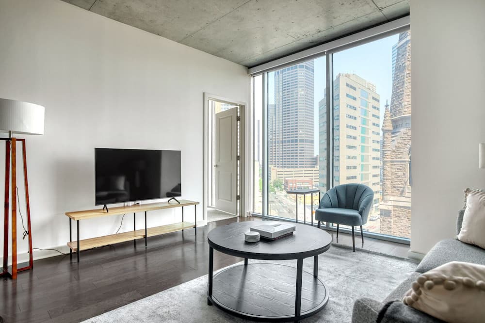 Photo of Livingroom in Uptown