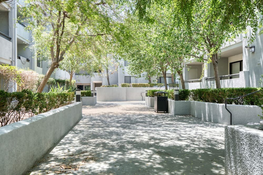 Photo of Outdoor in Downtown Burbank