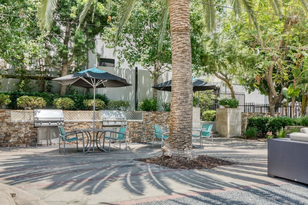 Photo of Outdoor in Downtown Burbank