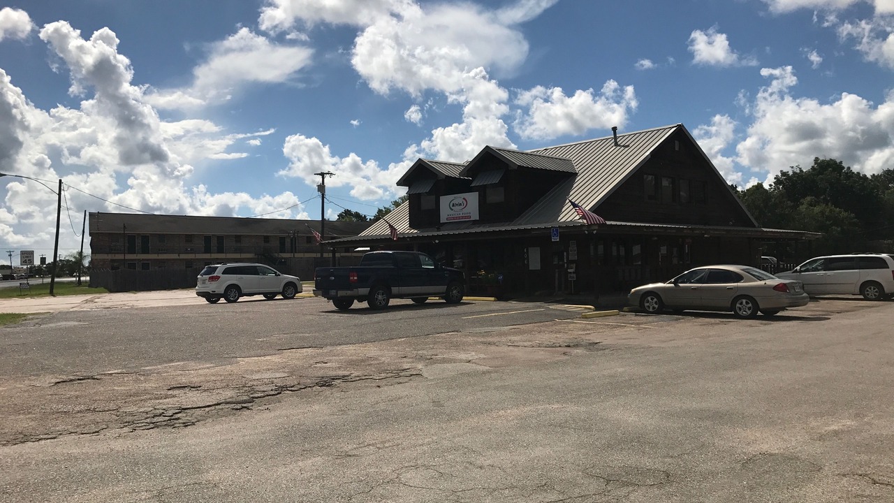 Photo of Others in Alvin