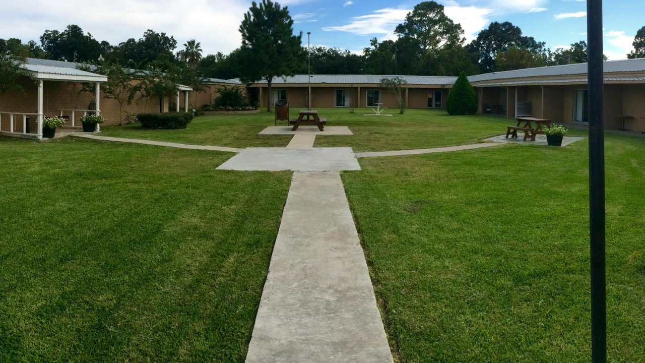 Photo of Outdoor in Alvin