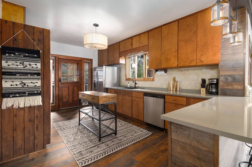 Photo of Kitchen in Kerr Gulch