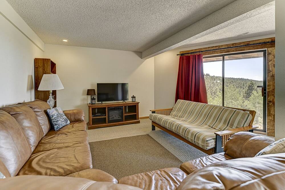 Photo of Bedroom in Woodland Park