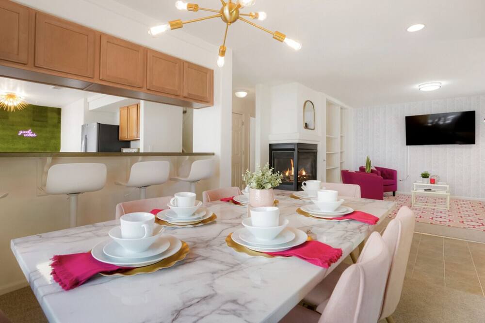 Photo of Kitchen in North Central Westminster