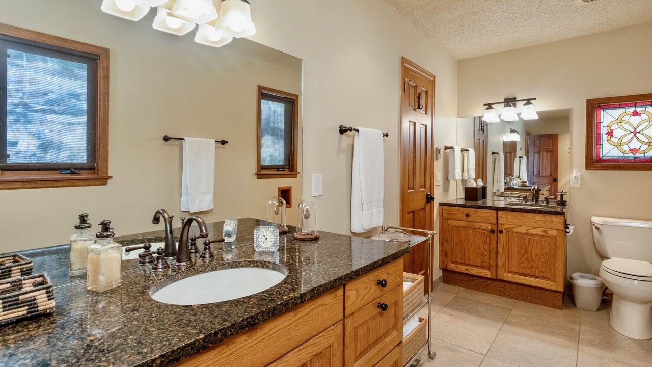 Photo of Bathroom in Windcliff Estates