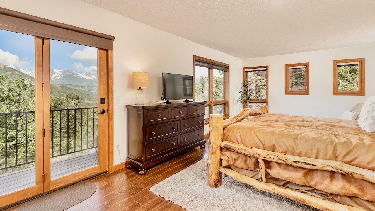 Photo of Others in Windcliff Estates