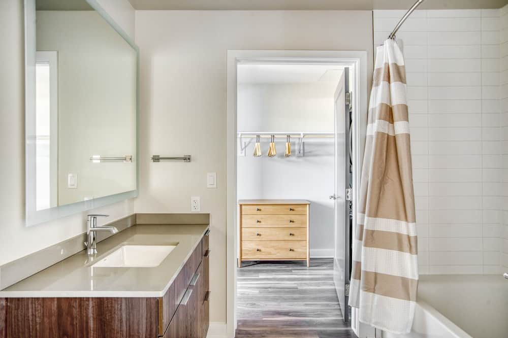 Photo of Bathroom in Golden Triangle