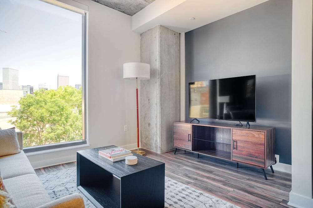 Photo of Livingroom in Golden Triangle