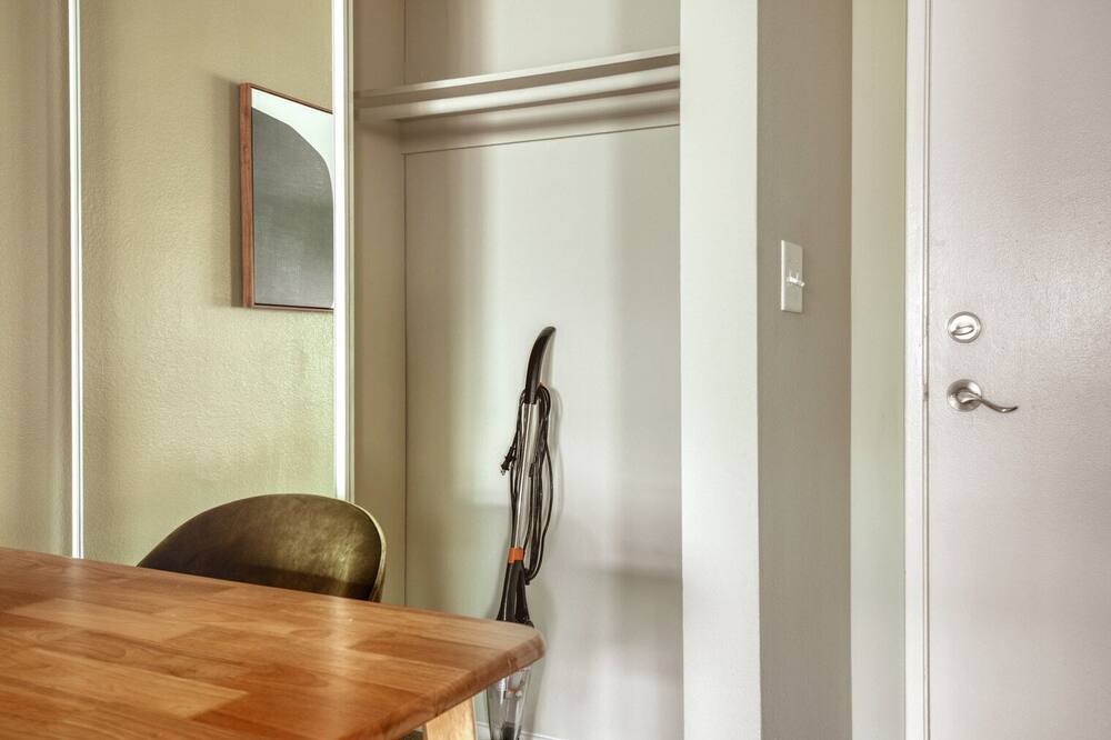 Photo of Bedroom in Downtown Burbank
