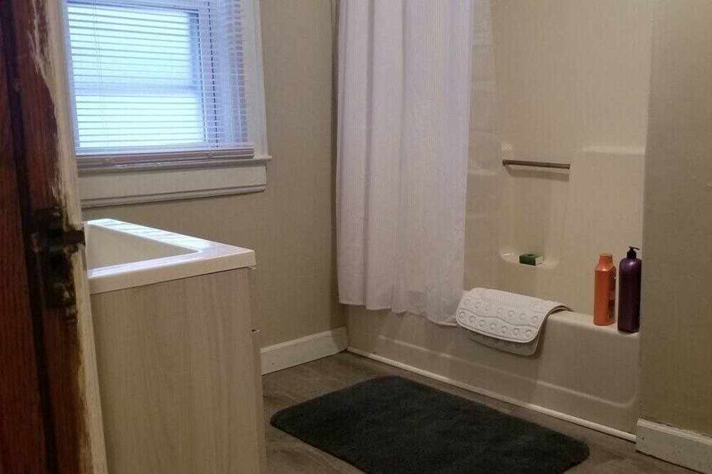 Photo of Bathroom in Dunbar