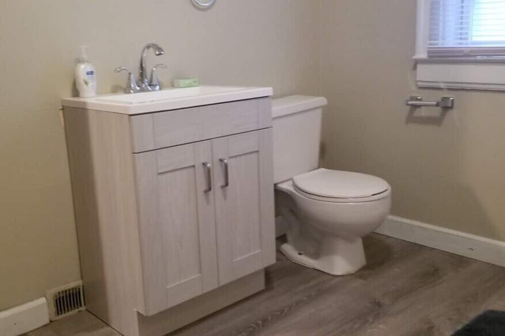 Photo of Bathroom in Dunbar
