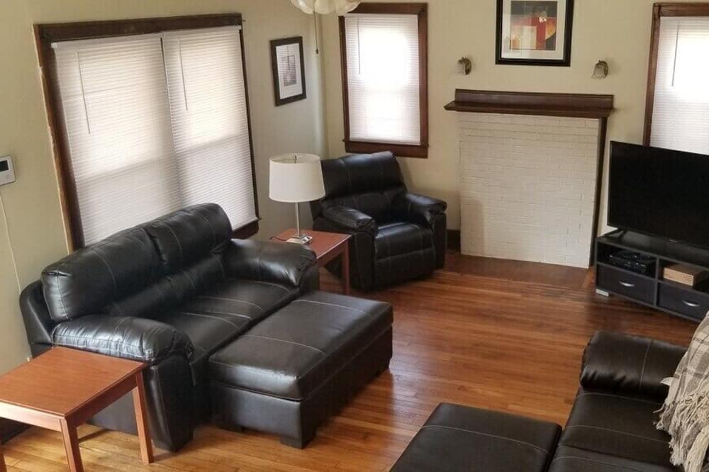 Photo of Bedroom in Dunbar