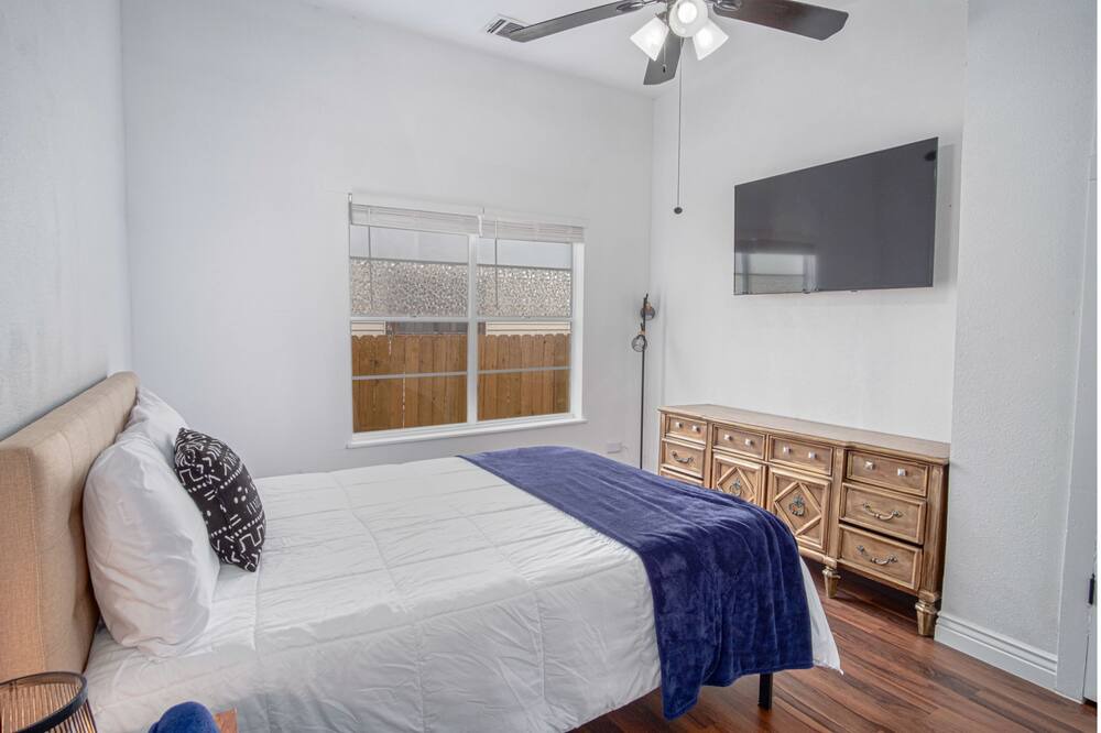 Photo of Bedroom in Denver Heights