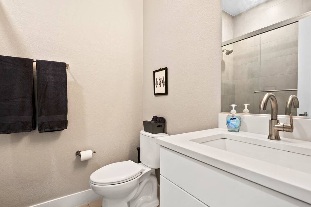Photo of Bathroom in Northeast Park Hill