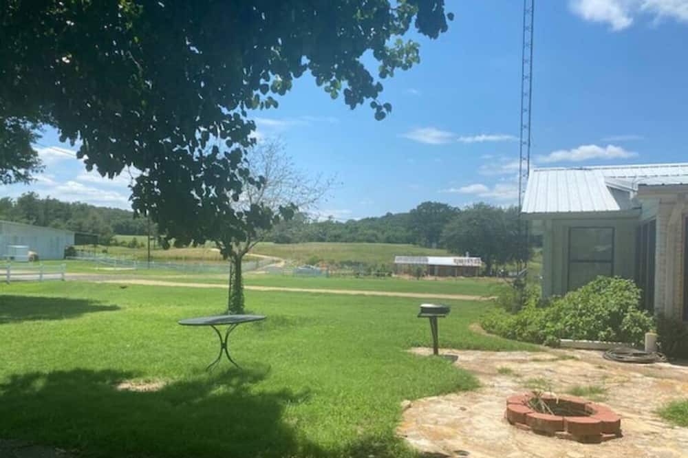 Photo of Others in Tyler