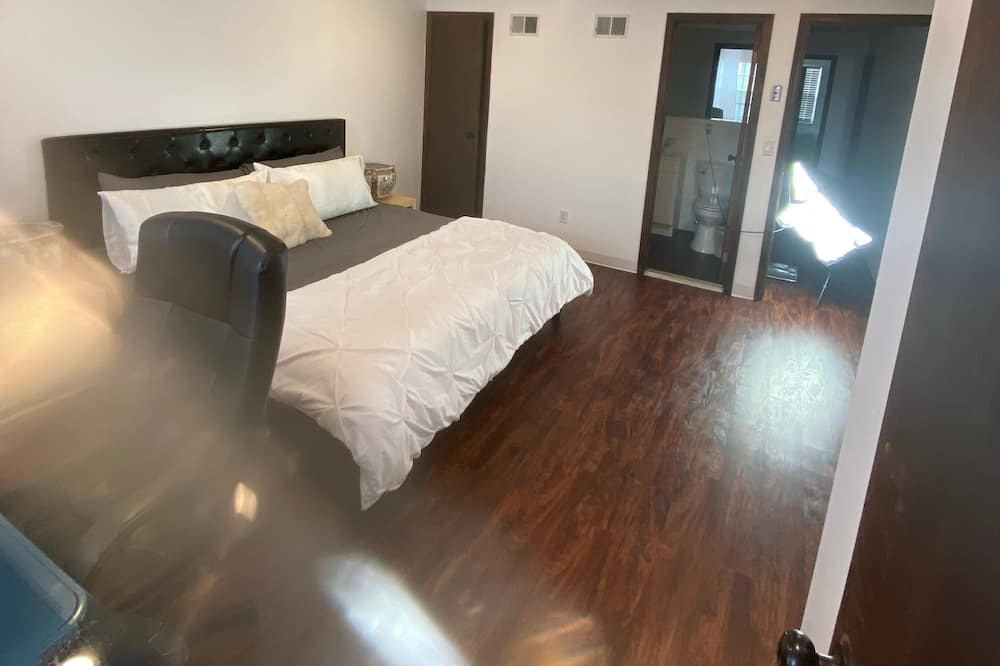 Photo of Bedroom in Syosset