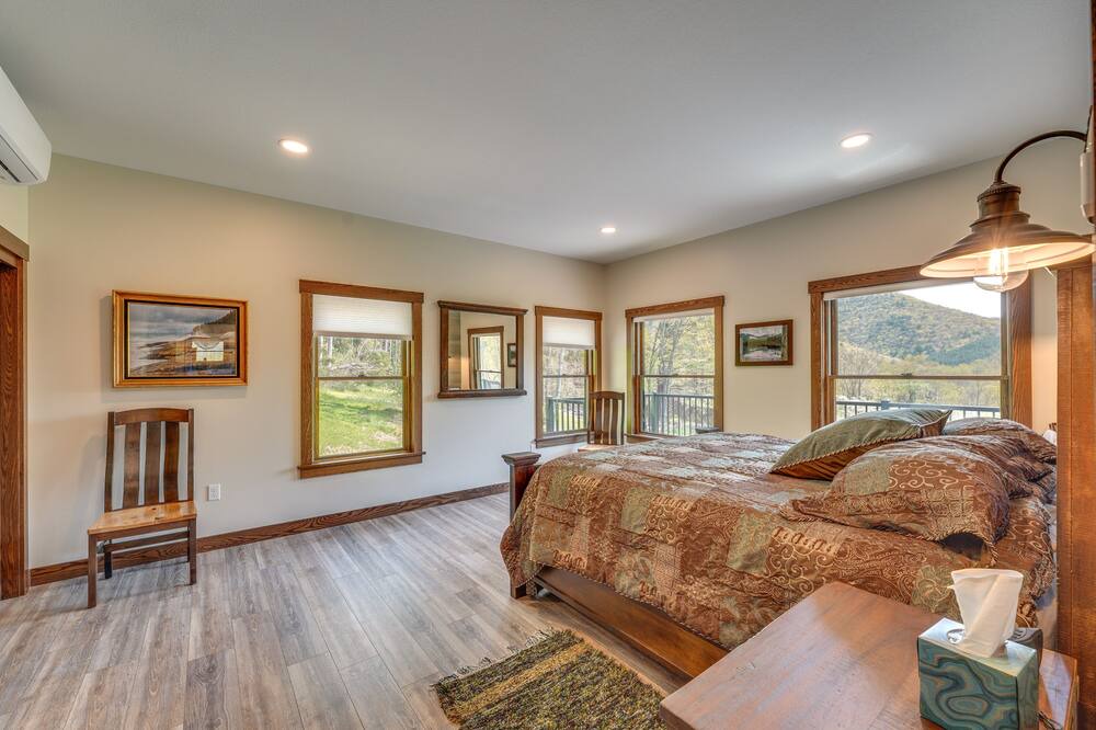 Photo of Bathroom in Driftwood