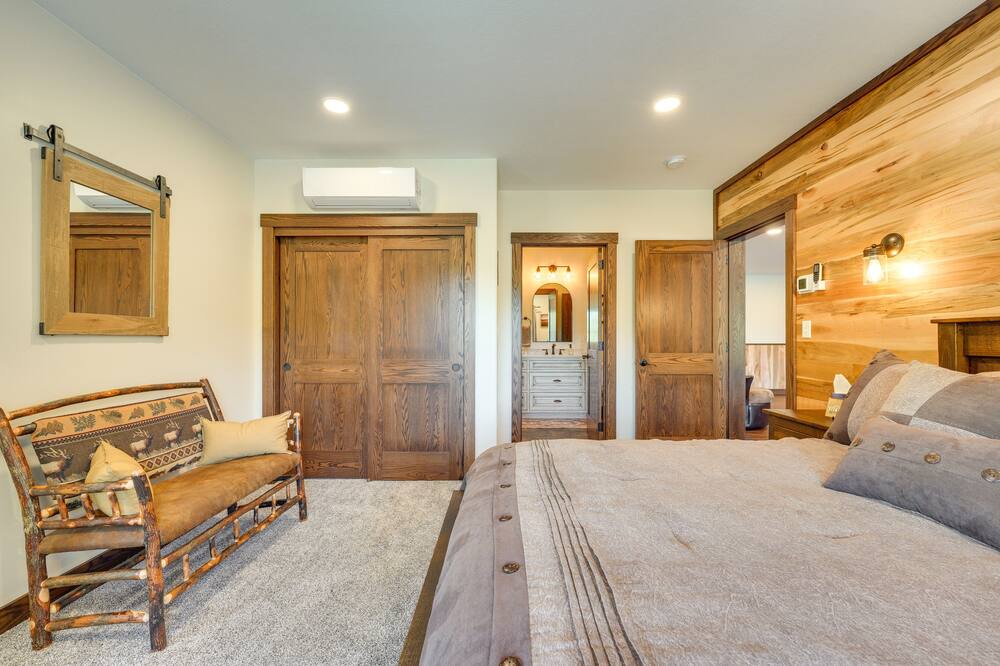 Photo of Bedroom in Driftwood