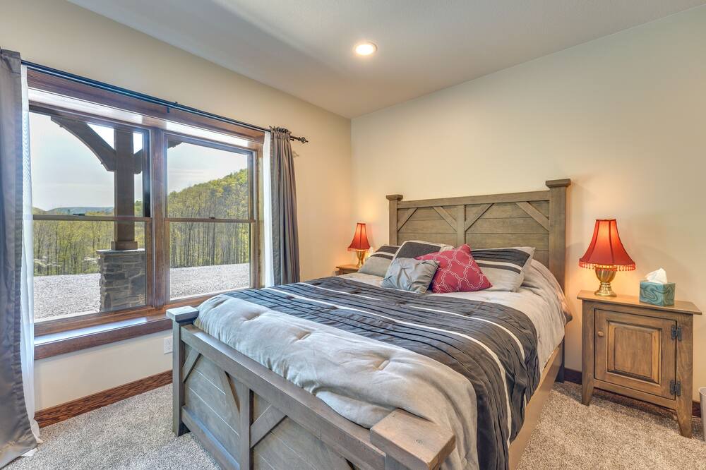 Photo of Bedroom in Driftwood
