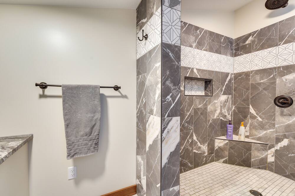 Photo of Bathroom in Driftwood