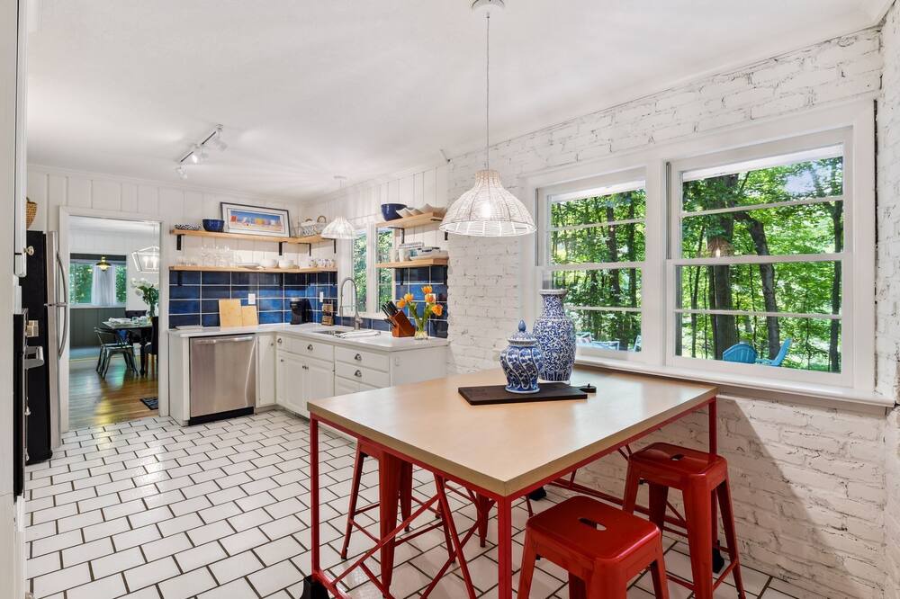 Photo of Kitchen in Shorewood
