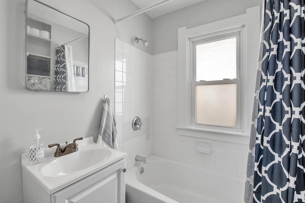 Photo of Bathroom in Toledo