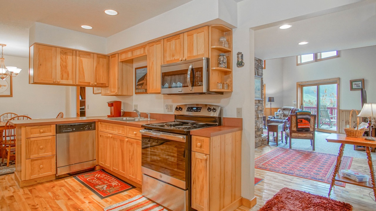 Photo of Kitchen in Slatyfork Farm