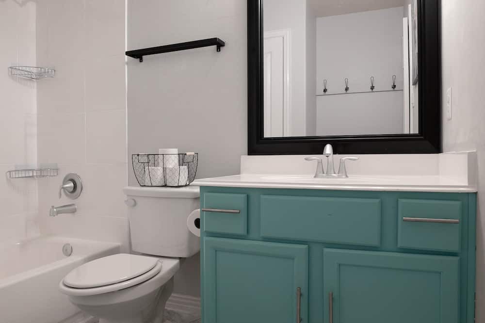 Photo of Bathroom in Pearland