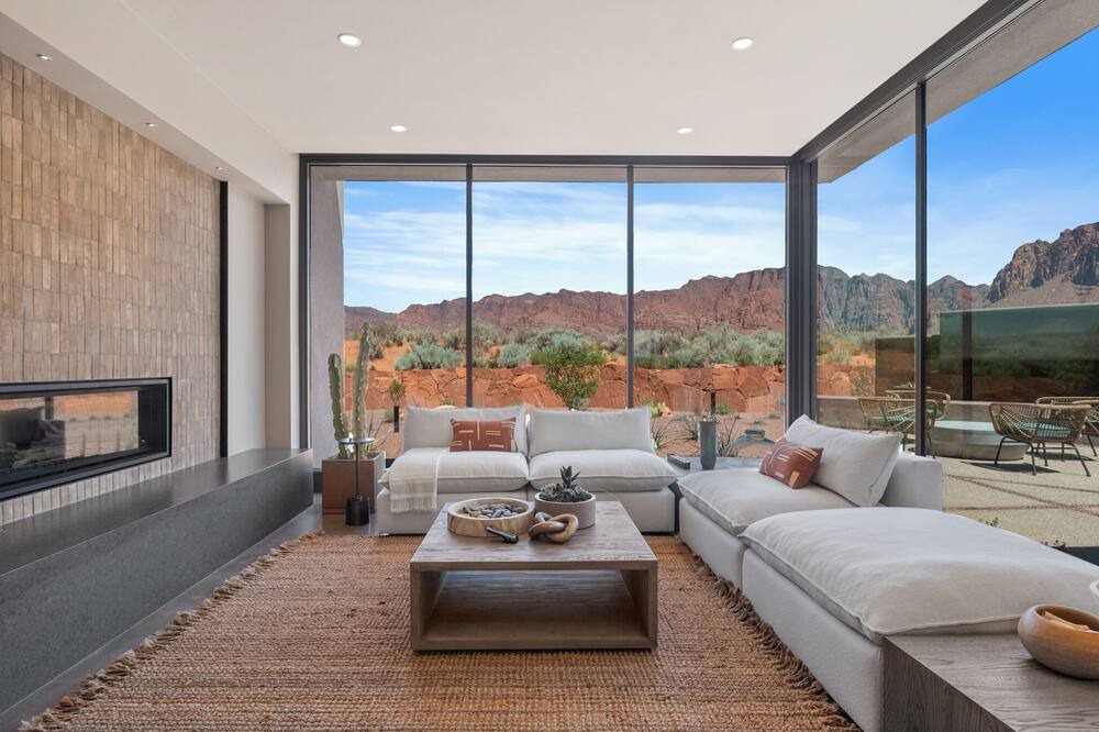 Photo of Livingroom in Ivins