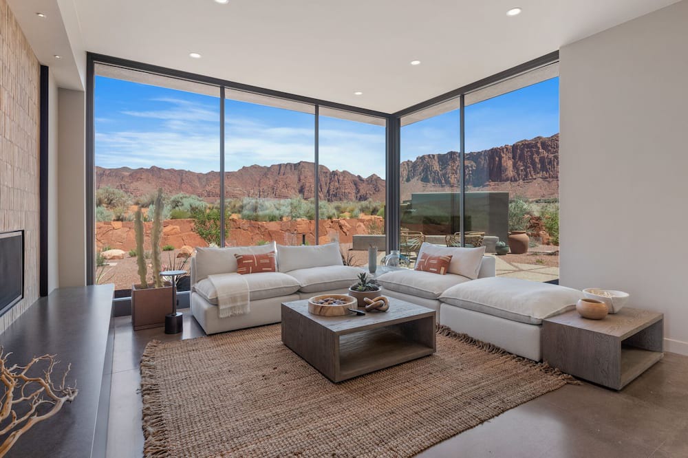 Photo of Livingroom in Ivins