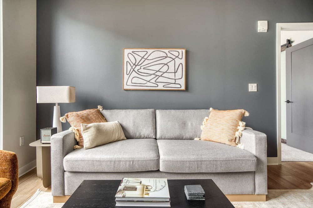 Photo of Livingroom in Golden Triangle