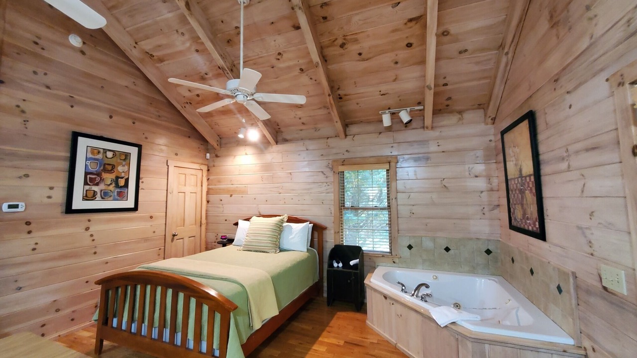 Photo of Bedroom in Galax