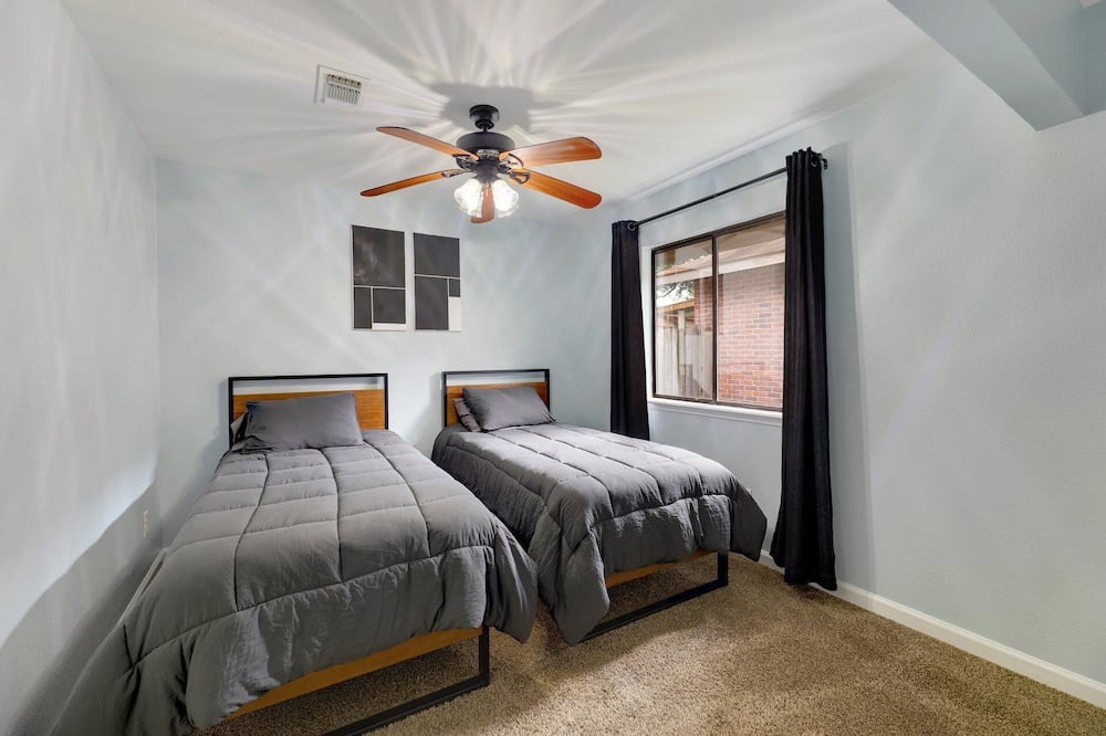 Photo of Bedroom in Anderson Mill