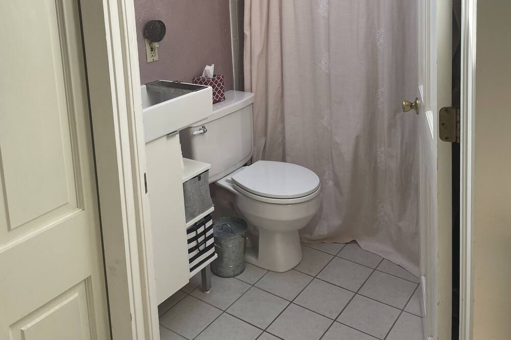 Photo of Bathroom in Panorama Heights