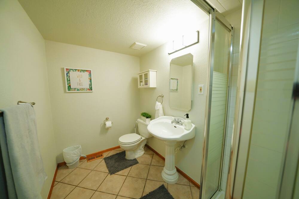 Photo of Bathroom in North Central Westminster