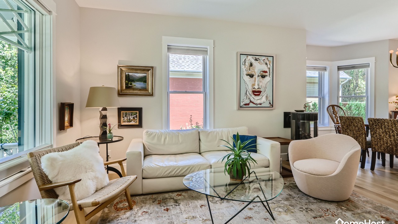 Photo of Livingroom in Lower Arapahoe