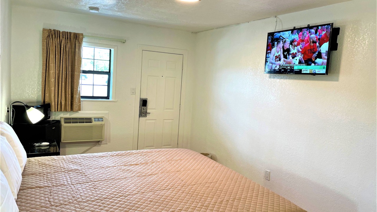 Photo of Bedroom in Giddings