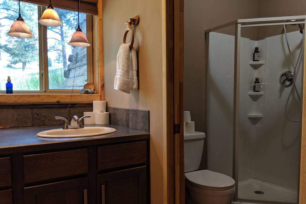 Photo of Bathroom in Glacier View Meadows